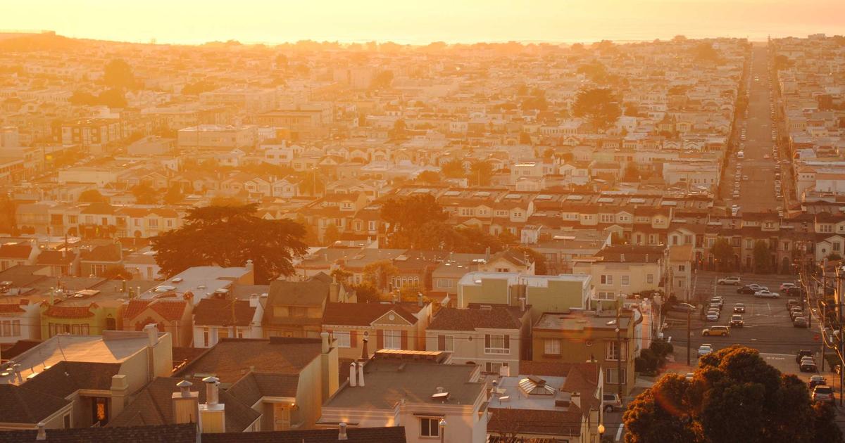 Person organizing a list of items to memorize